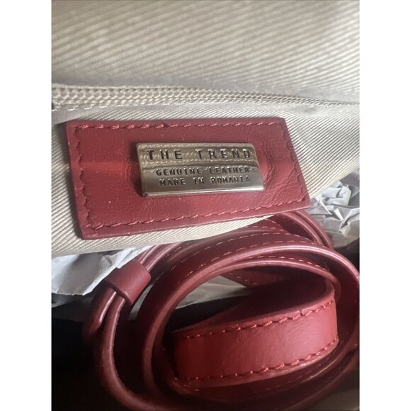 The Trend Genuine Leather Red Doctor Style Crossbody Handbag Purse - Picture 8 of 10